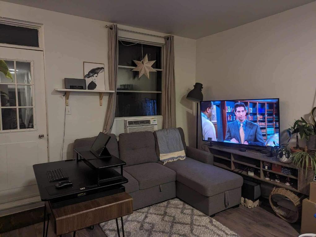 Appartement 3 1/2 à louer — Le Ber, Montréal, Disponible le 1er août | 2929089