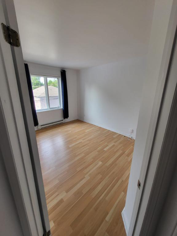 4 1/2 lumineux et propre à louer à Trois-Rivières | 2929094