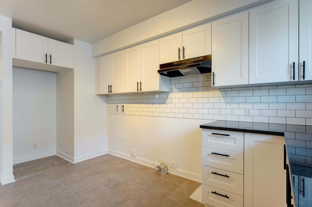 4 1/2 à Laval (Pont-Viau) - Octobre | 2929137