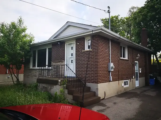 Lower - 399 East 15th Street | 399 East 15th Street, Hamilton | 2929218