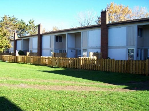 Weeping Willow Lane | 2930381