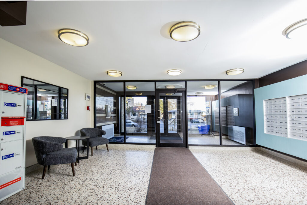 Stevenvale Drive Apartments | 2930411