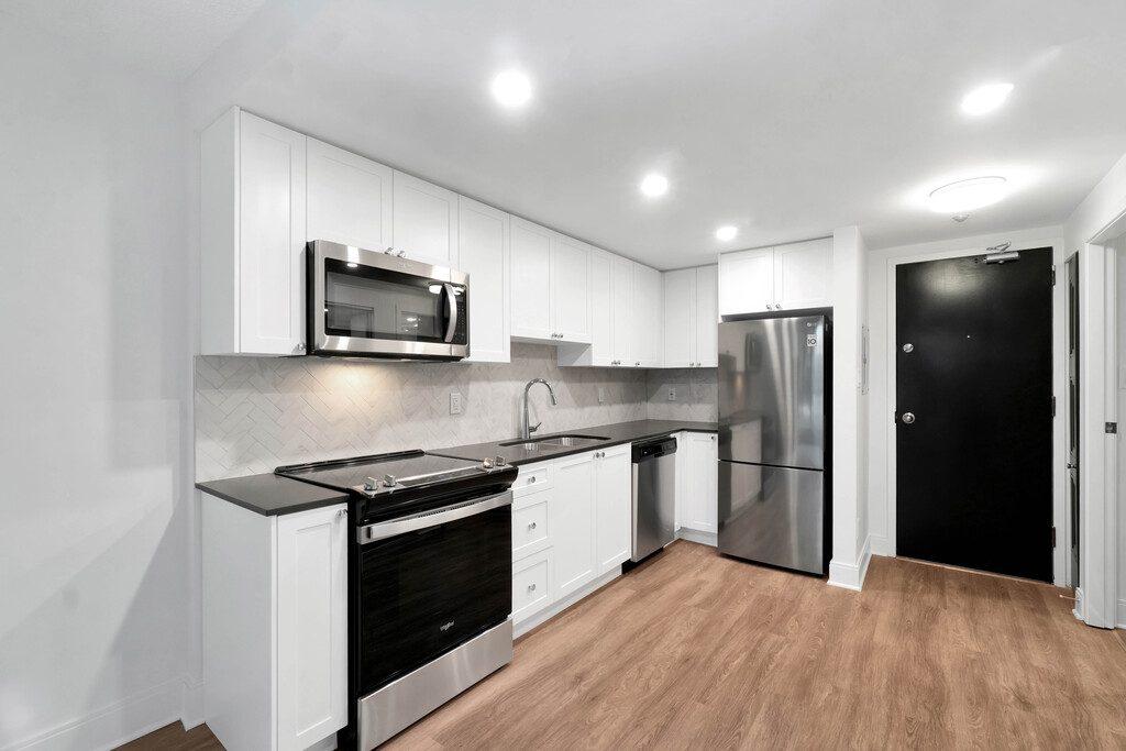 Pacific Terrace Apartments | 2930523