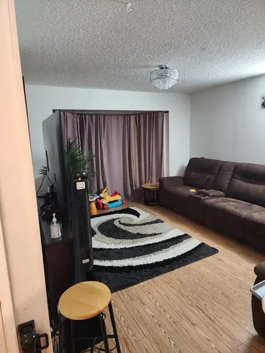 2 beds 1 Bath for rent | Calgary | 2930687