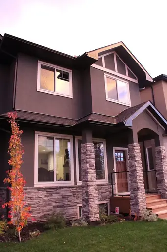 Beautiful 3 + 1 Bedroom Inner-city Home in Marda Loop | 2429 28 Avenue SW, Calgary | 2930703