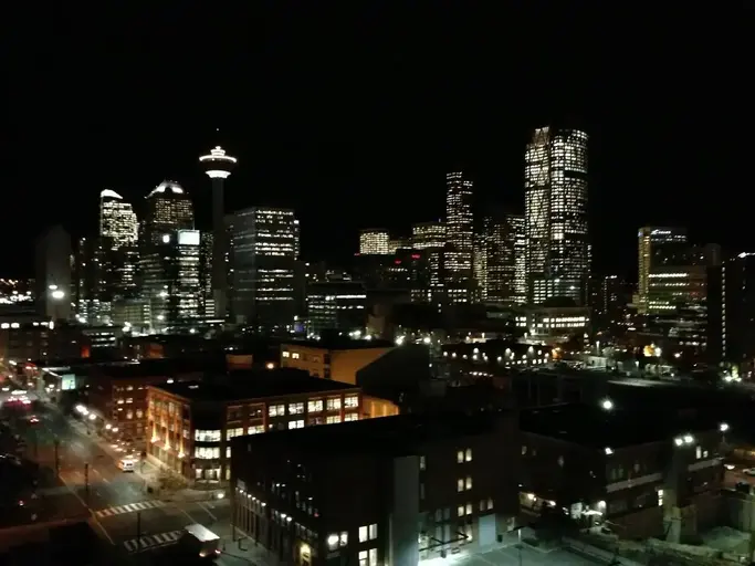 Beautiful 2BR Executive Condo | 1405 - 433 11 Ave SE, Calgary | 2941751
