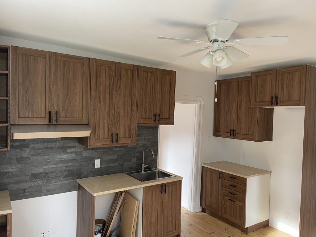 ✨ Magnifique 5 Pièces Rénové – Vieux Poi | 2930787