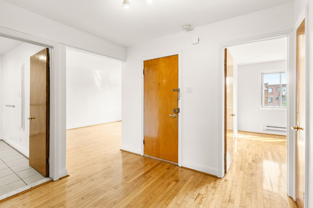Grand Logement 3 Chambres à Louer | 2930813