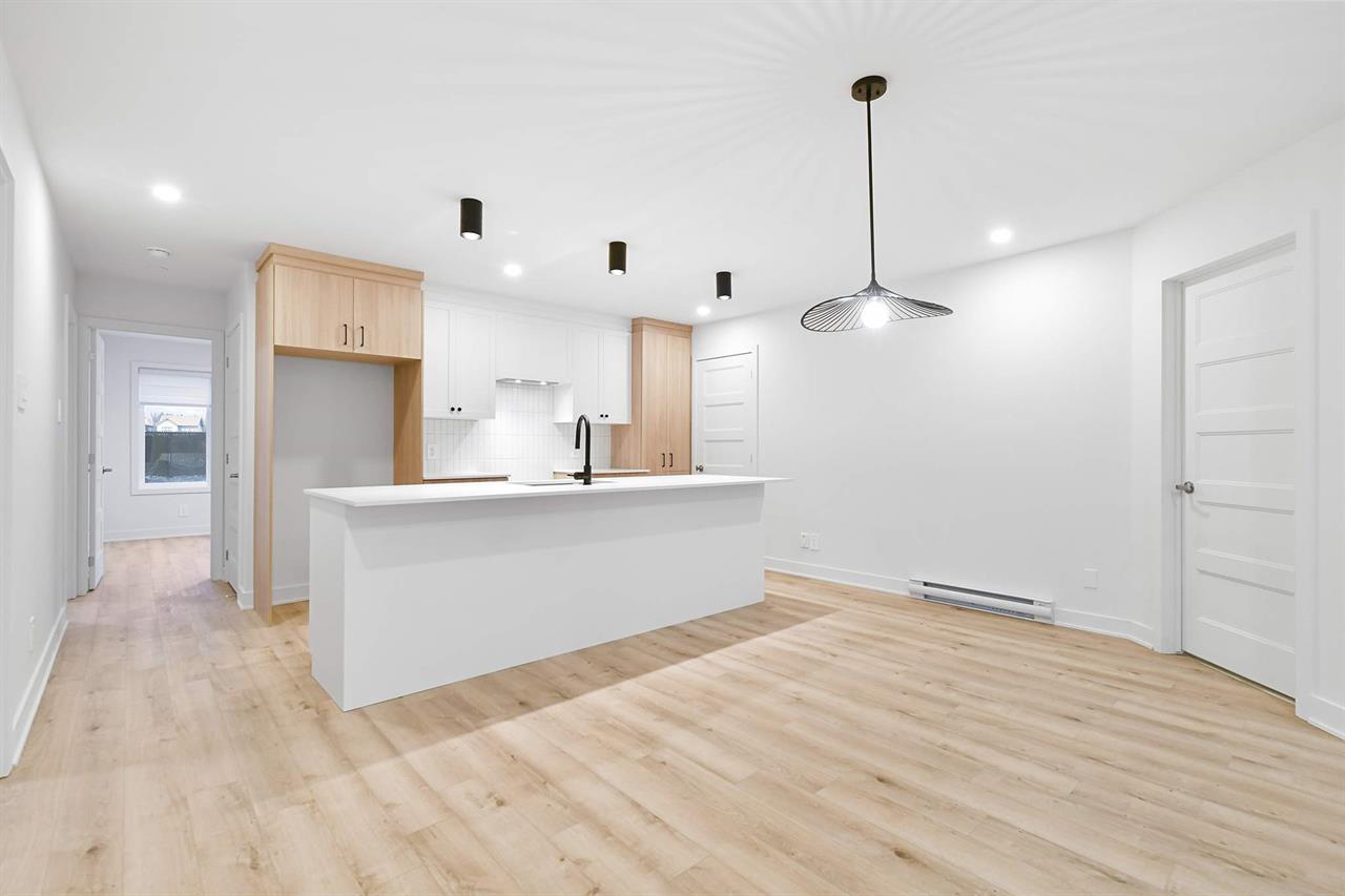Condo Locatif De 3 Chambres à Louer à L'Assomption | 2930818