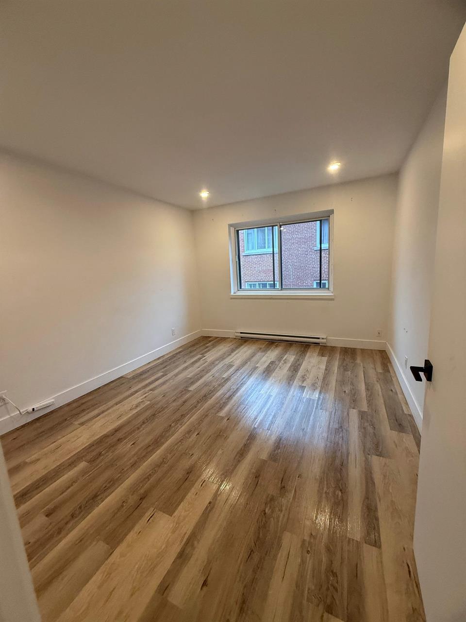 2 CH - 1 SDB - Montréal - $1,995 /mo | 2930829