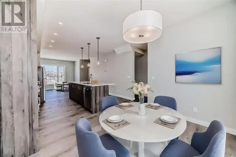 Brand New 3BR Townhome in Shawnee Slopes SW | 450 - Shawnee Sq SW, Calgary | 2943394