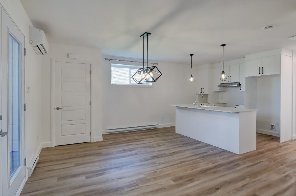 Charmant 4 1/2 à louer - Dès le 1er juillet - Ascot Corner | 2931058