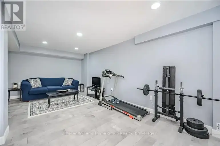 LOWER - 6 CARRINGTON PLACE | LOWER - 6 CARRINGTON PLACE, Guelph | 2931126