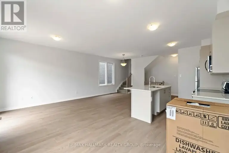 410 SILVERBERRY PRIVATE | 410 SILVERBERRY PRIVATE, Ottawa | 2931164