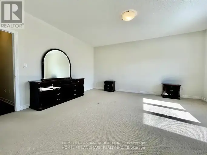 7 PLANTAIN LANE | 7 PLANTAIN LANE, Richmond Hill | 2950117