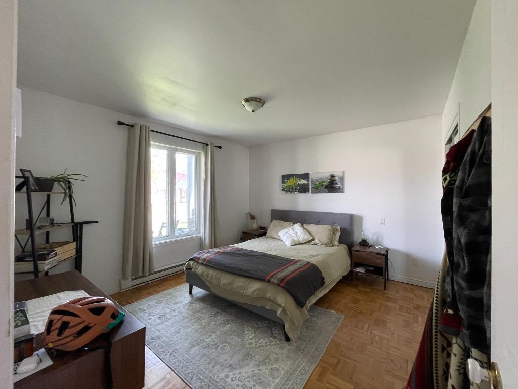 3 1/2 sur J.A. Vincent | 2931480