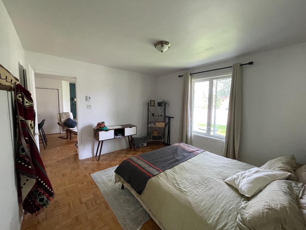 3 1/2 sur J.A. Vincent | 2931480