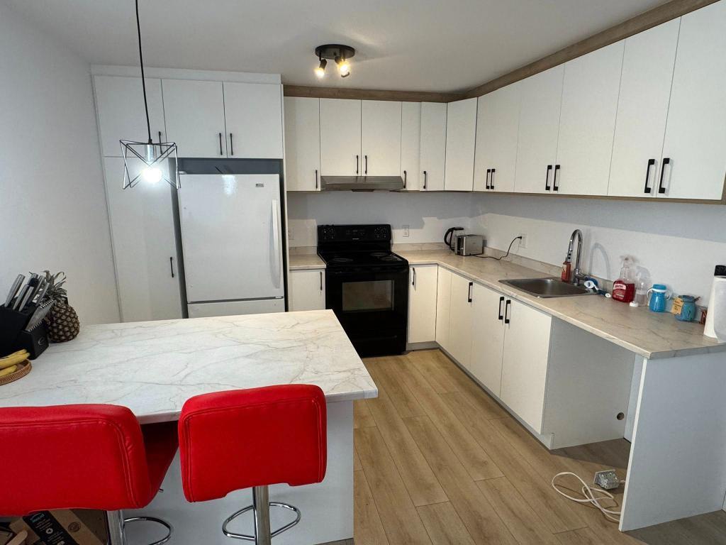 Grand 5 1/2 à louer - Cadeau signature | 2931487