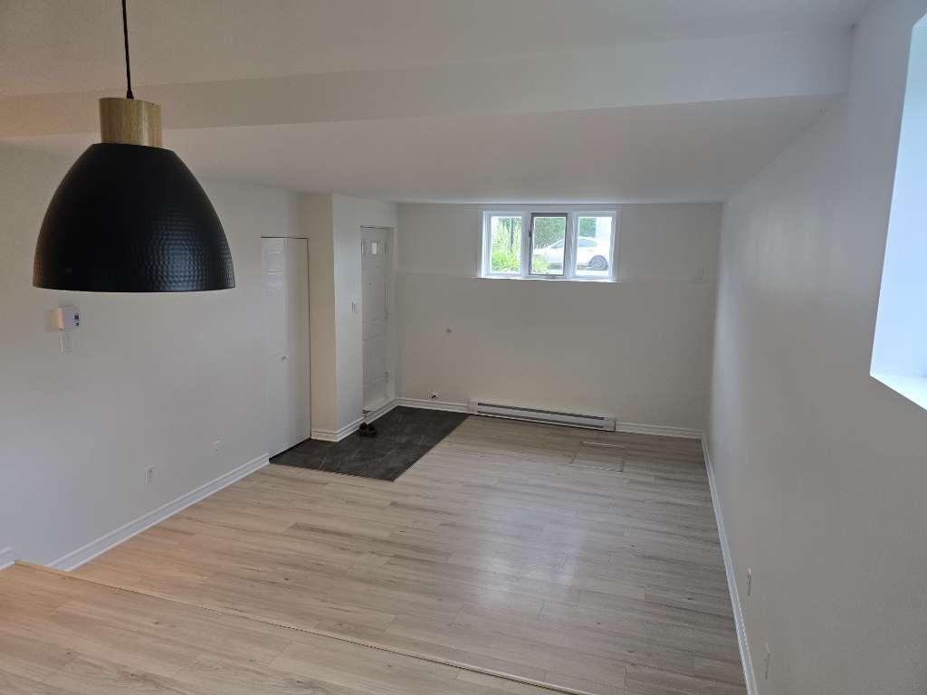 MIRABEL 5 1/2 à louer triplex | 2931509