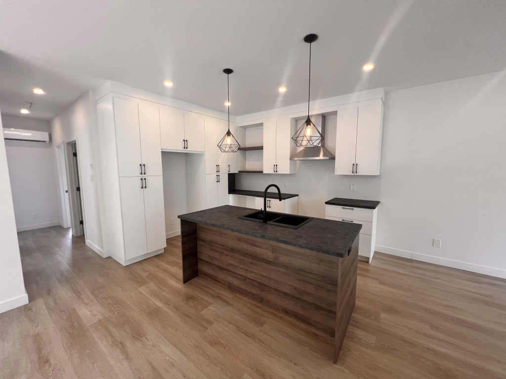 Spacieux 2 Chambres à Coucher - 4 1/2 | 2931562