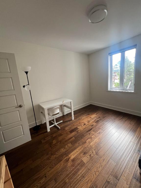 5.5 Apartment For August 2025 - A louer • For Rent | 2931996