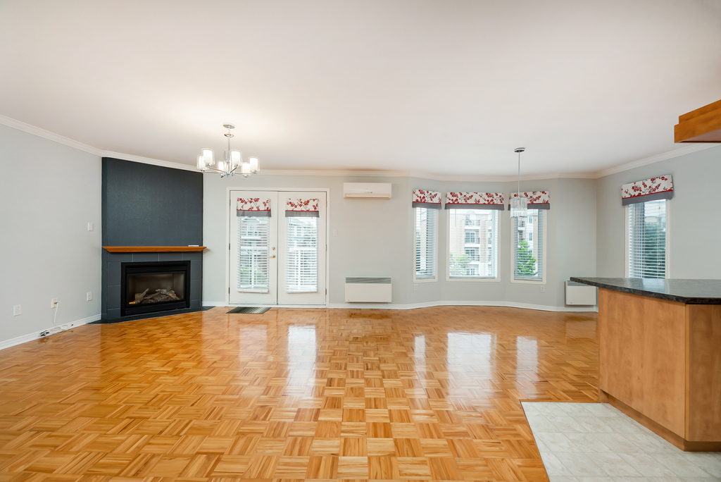 Condo 4 ½ Rénové à Louer à St-Hubert | 2932036