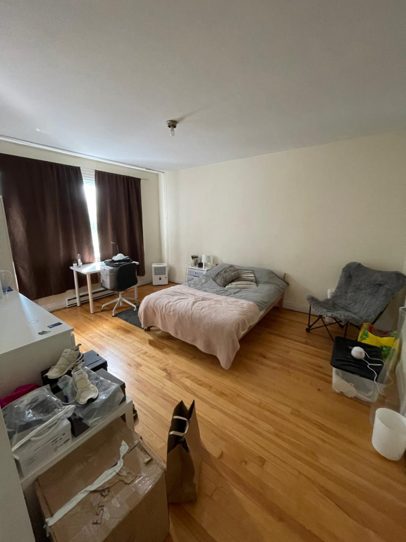 SUITE ETUDIANTE COLOC FRANCE MONTREAL | 2932042