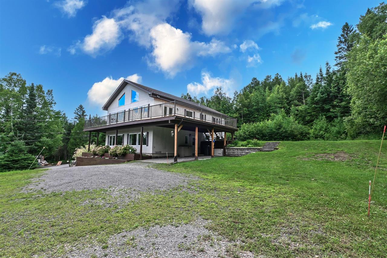 Maison à étages Saint-Sauveur À Louer | 2932048