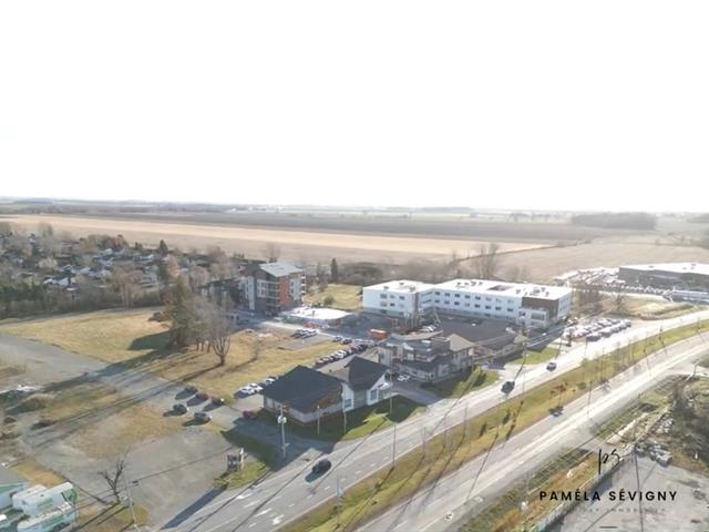 Terrain Résidentiel Saint-Hyacinthe À Vendre | 2932052