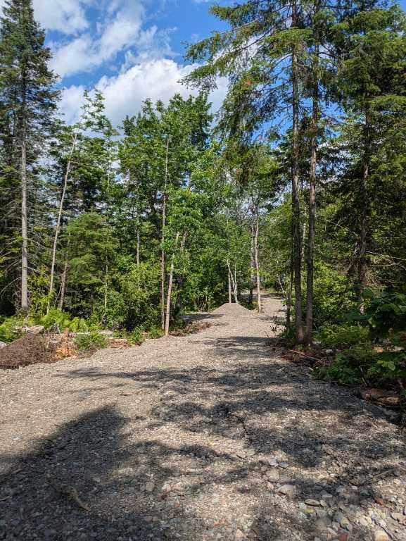 grand terrain privé au coeur de la nature avec acces au lac | 2932243