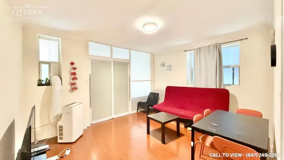 3-113 Vaughan Rd, York, Ontario M6C 2L9 | 113 Vaughan Road, York | 2932326