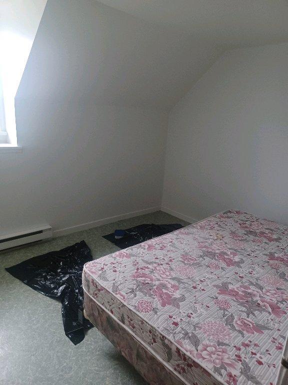 4etdemi a louer 675$ par mois pas chauffer pas éclairé a partir du 1er septembre | 2932540