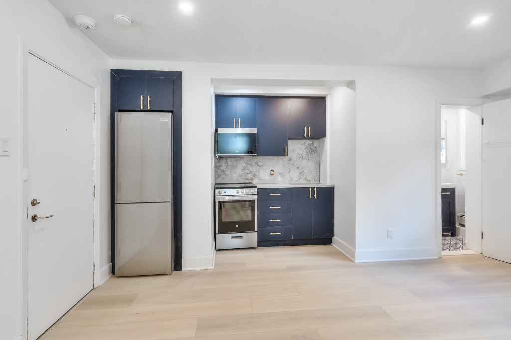 3 ½ RÉNOVÉ À MONTRÉAL – DISPONIBLE | 2932610