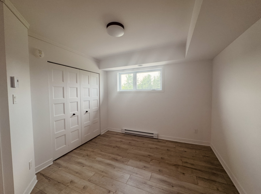 Logement 5 1/2 - WIFI - Novembre 2025 | 2944372