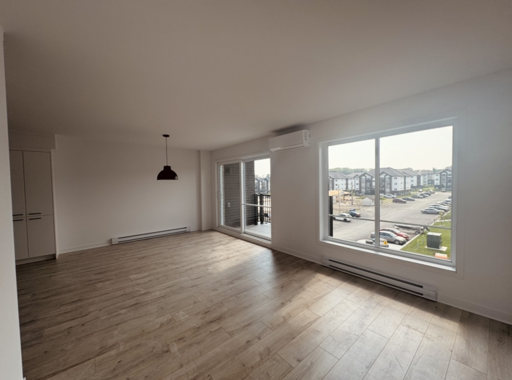 Logement 5 1/2 - Décembre 2025 | 2944375