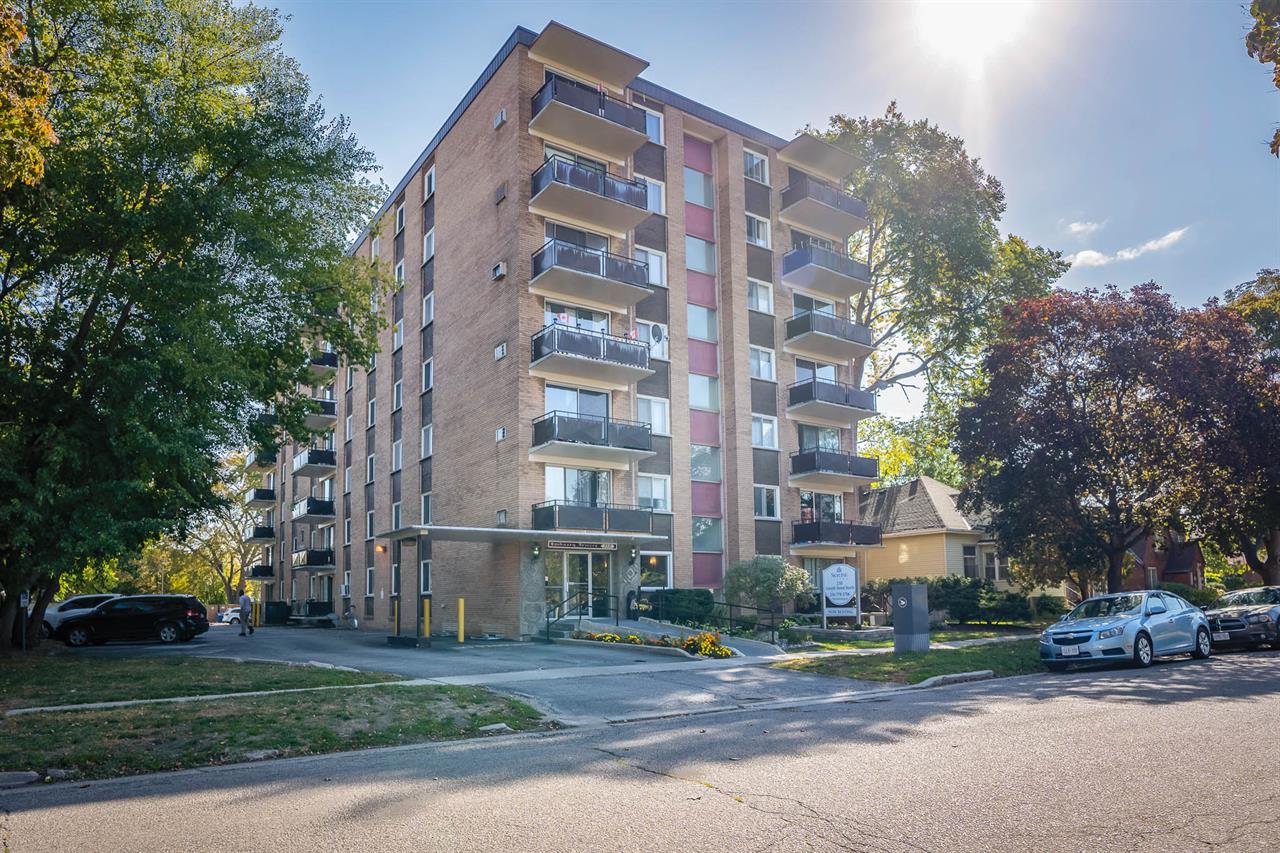 Embassy Tower Apartments | 2932724