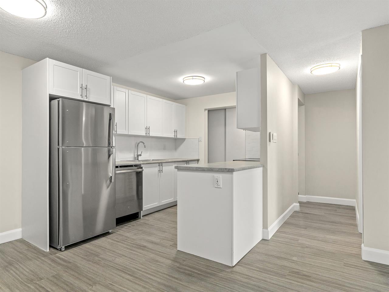 Derby Lane Apartments | 2932725