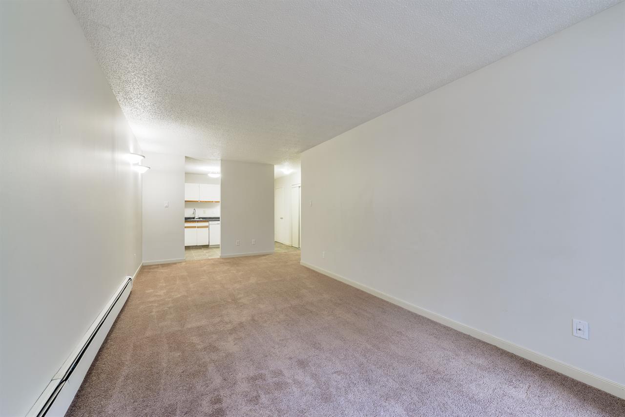 Fontana Place | 2932926