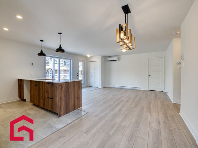 Appartement Saint-Lazare À Louer | 2933109