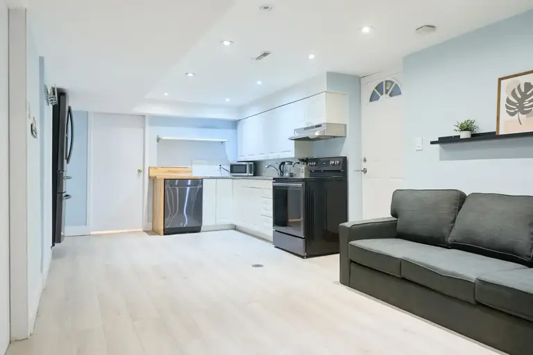 704 Abana Rd, Mississauga, ON L5A 1H4, Canada | 704 Abana Road, Mississauga | 2935462