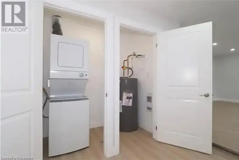 8 WALTER Street Unit# 1 | 8 WALTER Street Unit# 1, Brantford | 2933415