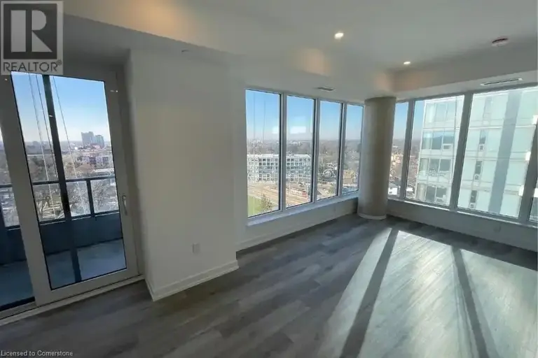 15 WELLINGTON Street S Unit# 1212 | 15 WELLINGTON Street S Unit# 1212, Kitchener | 2944914