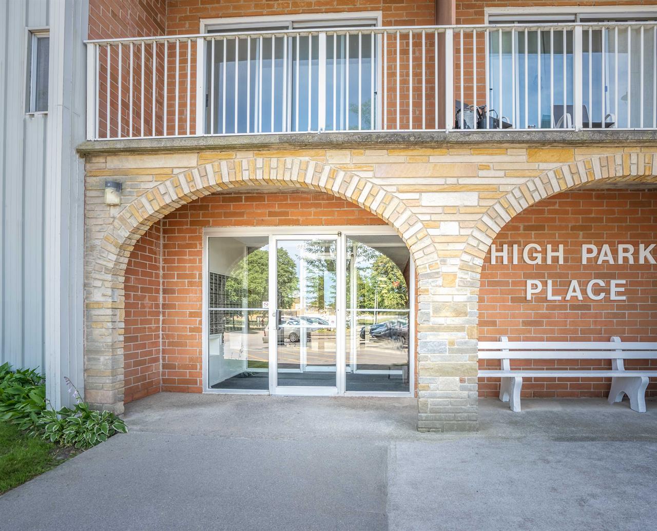 High Park Place Apartments | 2933771