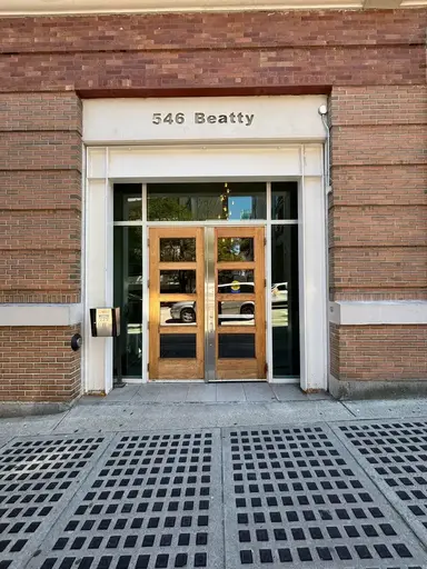 Crane | 546 Beatty Street, Vancouver | 2949149