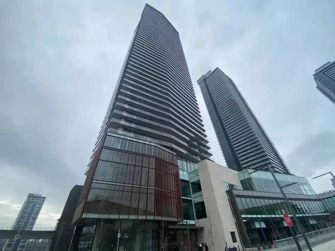 Amazing Brentwood Tower 3 | 4650 BRENTWOOD BLVD, Burnaby | 2933948