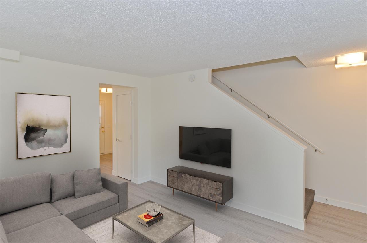 Ridgeview Gardens | 2935054