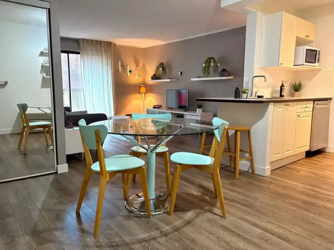 205 Wellington - 1330 15th Ave SW | 1330 15 Avenue Southwest, Calgary | 2934030