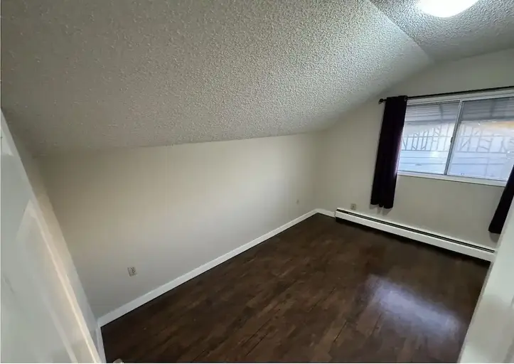 Penthouse for rent, top floor, 2 bed rooms | 400 - 10020 151 Street Northwest, Edmonton | 2934040