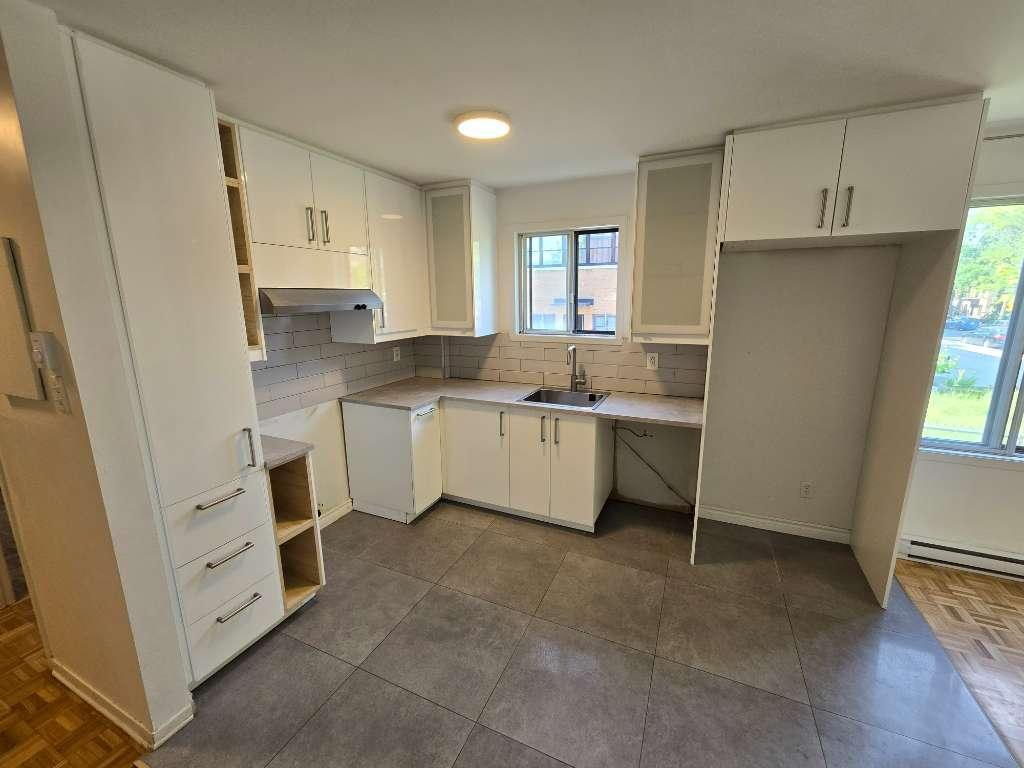 Appartement 5 1/2 Style Condo sur 2 étages | 2934119