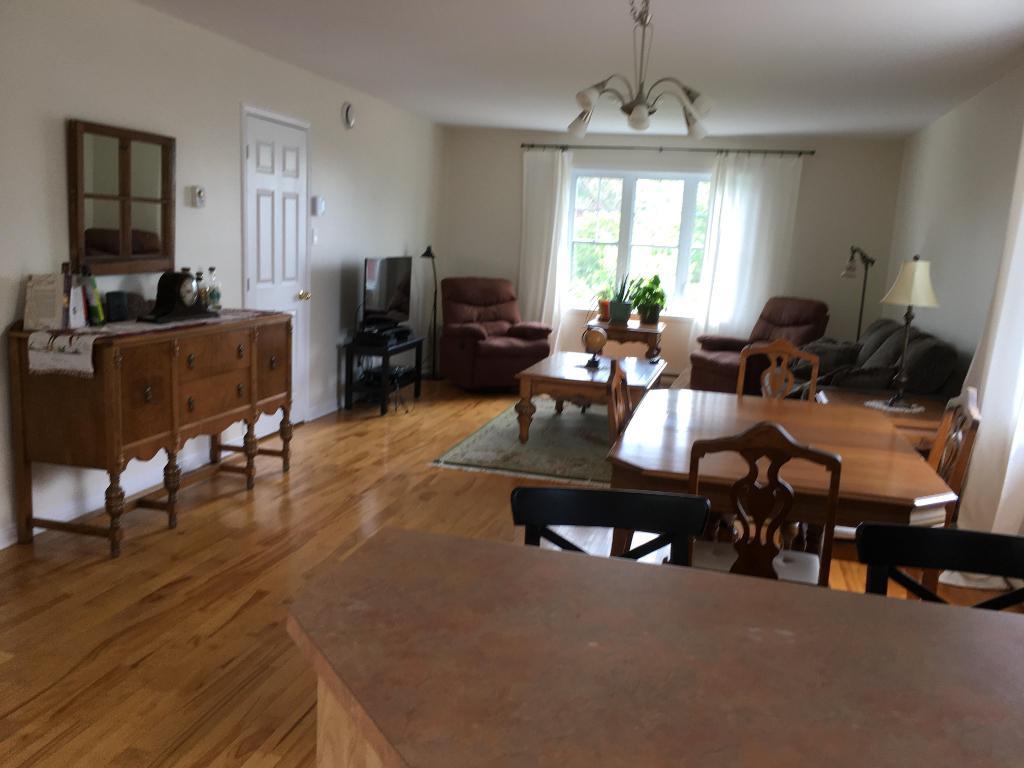Très grand et Lumineux 5 1/2 (Ville de Richelieu) | 2934132